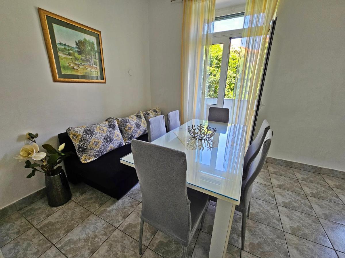 Nina Marie Apartma *